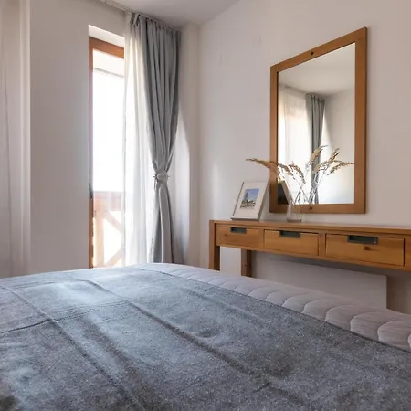 Light One Bed Flat Next To The Lift Bansko