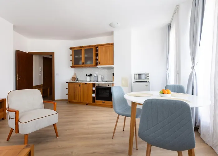 Apartman Light One Bed Flat Next To The Lift