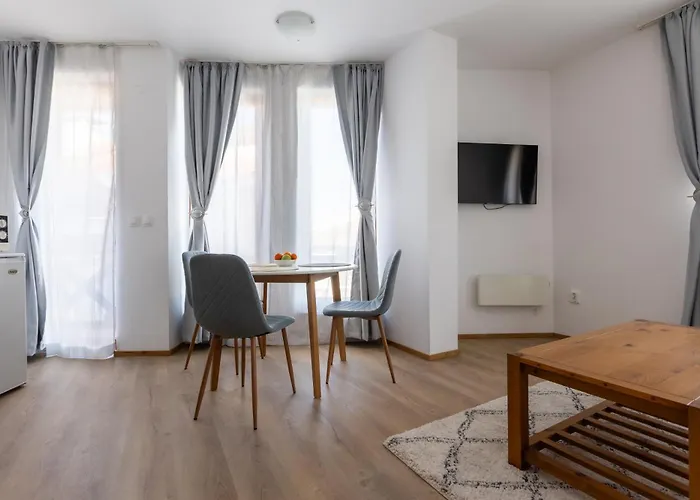 Light One Bed Flat Next To The Lift *